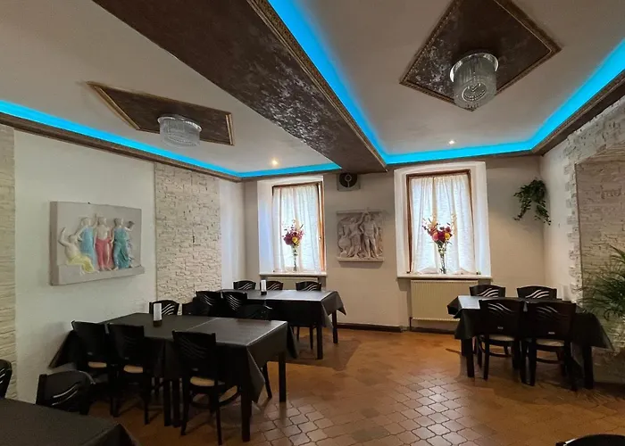 Jamas & Restaurant